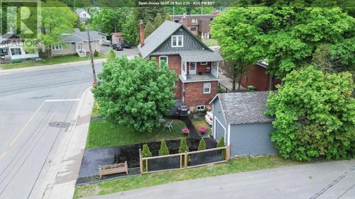 951 Wellington St E, Sault Ste. Marie, ON, P6A2N8 | Card Image