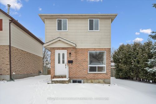 5 Troy Cres, Guelph, ON, N1E6W7 | Card Image