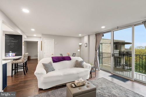 1012-3245 Rio Dr, FALLS CHURCH, VA, 22041-2124 | Card Image