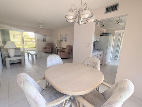 apt-d-2 Golfs Edge, West Palm Beach, FL, 33417-2352 | Card Image