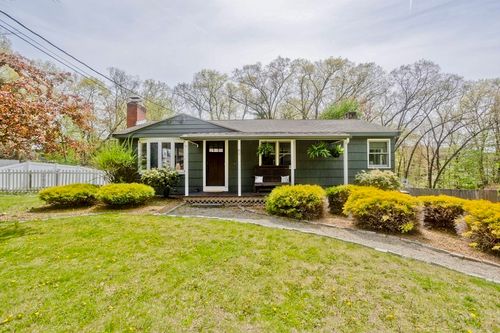 82 Joseph Ave, Westfield, MA, 01085-1814 | Card Image