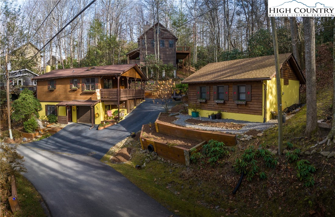 Laurel Ridge Rd, Banner Elk, NC 28604