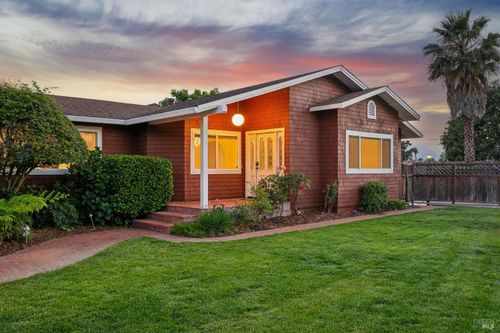 267 Specht Rd, Sonoma, CA, 95476-7927 | Card Image