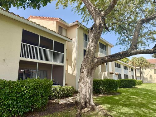 7206 Glenmoor Drive, West Palm Beach, FL, 33409 | Card Image