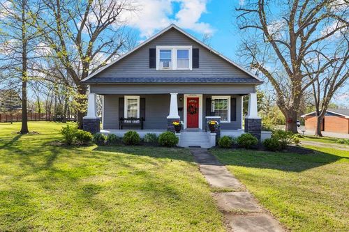 802 Heylman St, Fort Scott, KS, 66701-2422 | Card Image