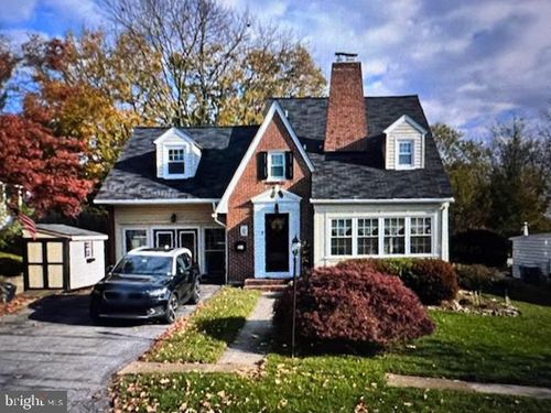 7 Hillside Rd, Claymont, DE, 19703-2602 | Card Image