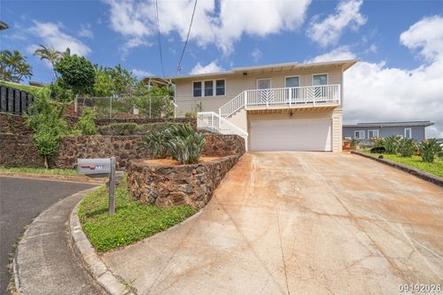 710 Hoohoa Pl, Pearl City, HI, 96782-2943 | Card Image