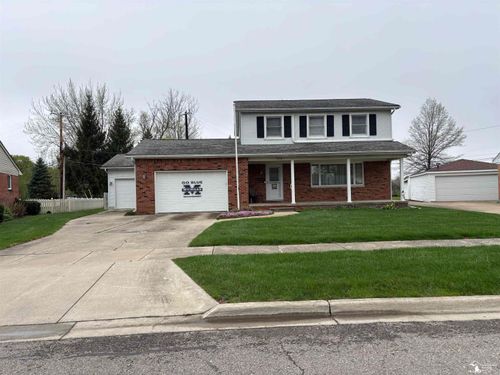 135 Crampton Dr, Monroe, MI, 48162-3515 | Card Image