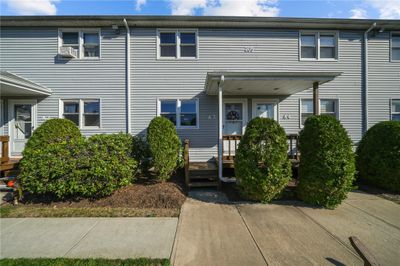 A-3 - 205 Main Street, Condo with 2 bedrooms, 1 bathrooms and 2 parking in Cranston RI | Image 3