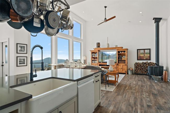4030 Ridgeline Dr, House other with 3 bedrooms, 2 bathrooms and 10 parking in Shawnigan Lake BC | Image 9