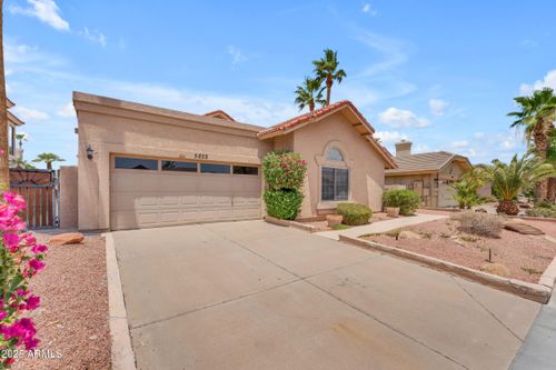 5822 W Abraham Ln, Glendale, AZ, 85308-6262 | Card Image