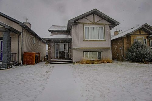 210 Keystone Lane W, Lethbridge, AB, T1J2R2 | Card Image