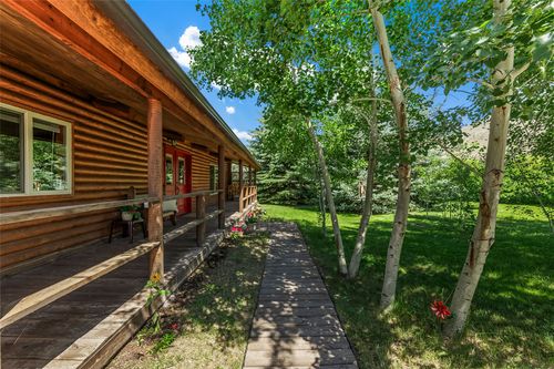 1065 Us Highway 89 S, Gardiner, MT, 59030-9313 | Card Image