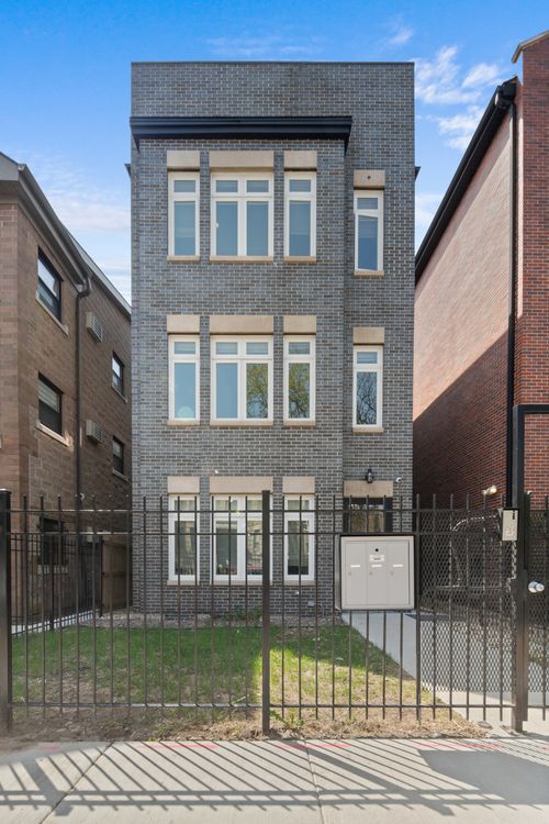 1-643 E 50th St, Chicago, IL, 60615-2500 | Card Image