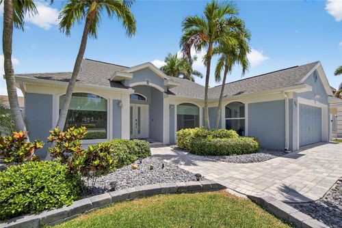 912 Landmark Cir, ST PETERSBURG, FL, 33715-2165 | Card Image