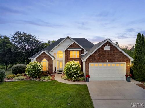 224 Bennington Dr, Troy, MO, 63379-4467 | Card Image