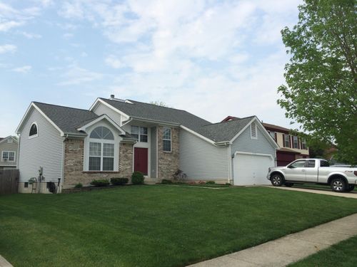 2739 Salem Hills Ct, Pickerington, OH, 43147-9517 | Card Image