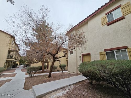 unit-9-5950 Barbosa Dr, North Las Vegas, NV, 89031-4159 | Card Image