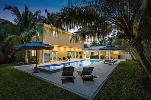 310 Nw 18th St, Delray Beach, FL, 33444-3129 | Card Image