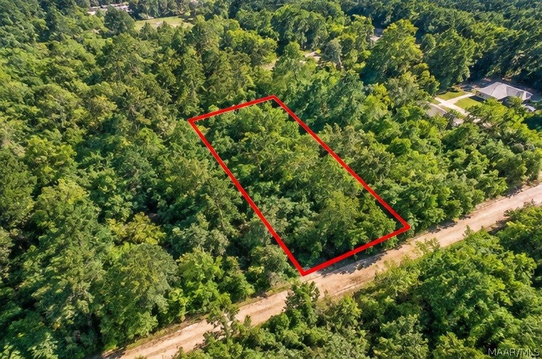 Land in Carbon Hill