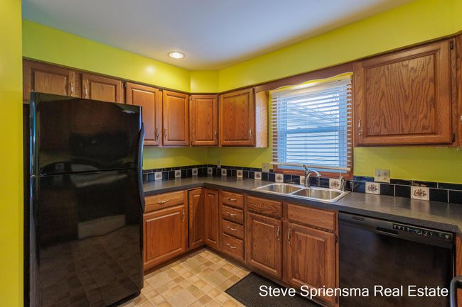 7392 Boulder Bluff, Jenison-33 | Image 9