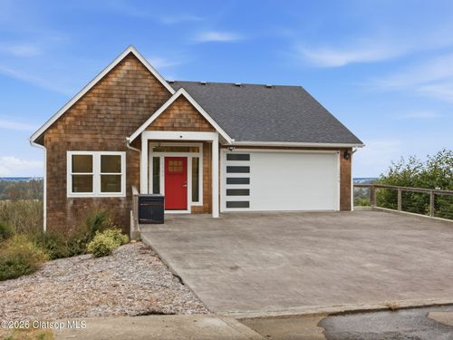 1790 Thompson Falls Dr, Seaside, OR, 97138-1208 | Card Image