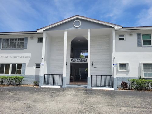 apt-114-1431 S 14th Ave, Hollywood, FL, 33020-6553 | Card Image