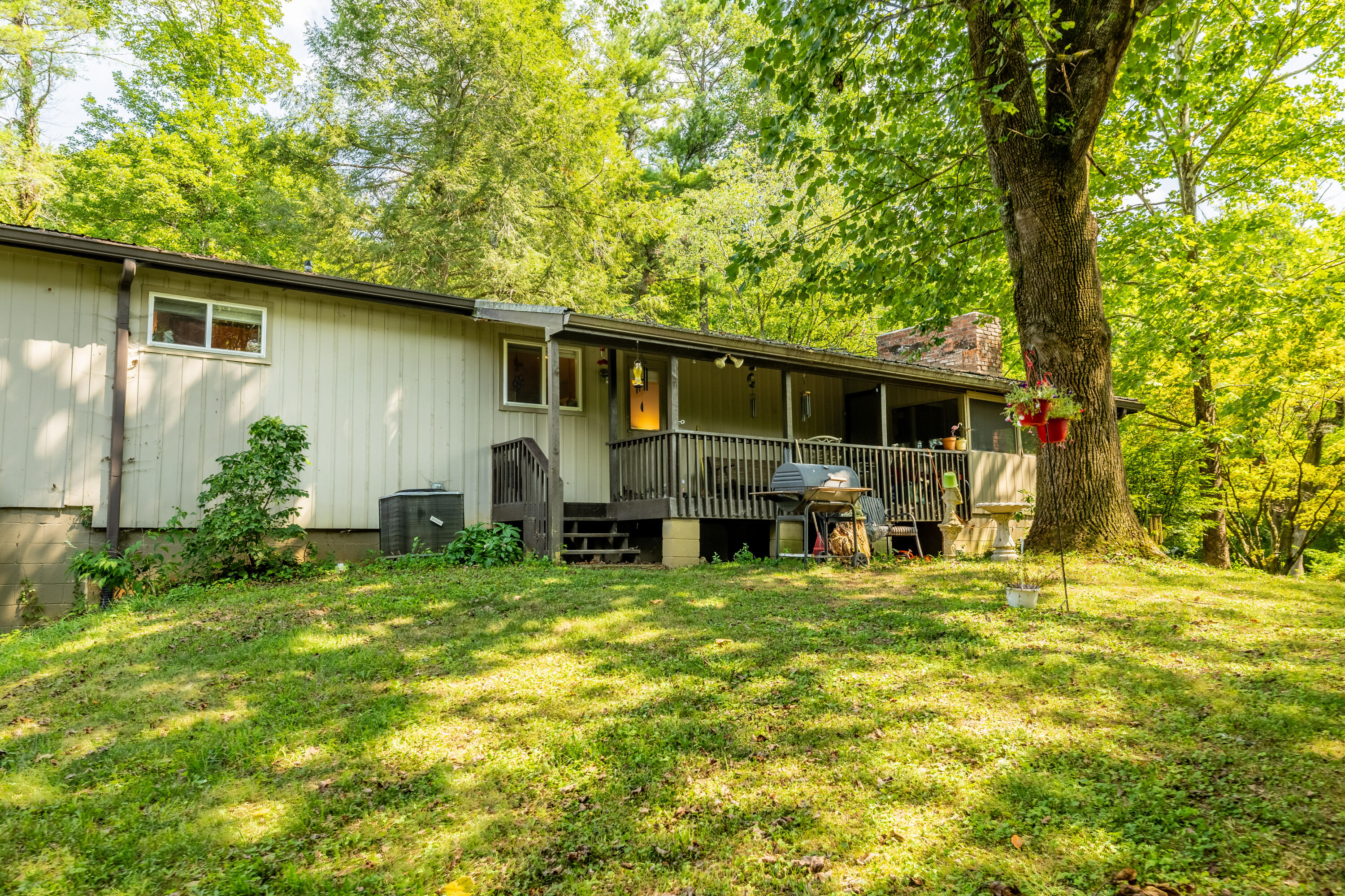 Runyan Dr, Chattanooga, TN 37405