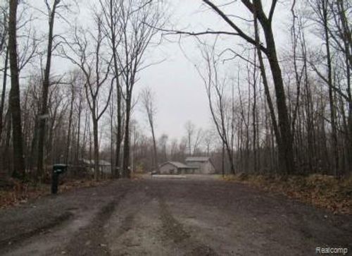 14510 Washburn Rd, Otter Lake, MI, 48464-9770 | Card Image