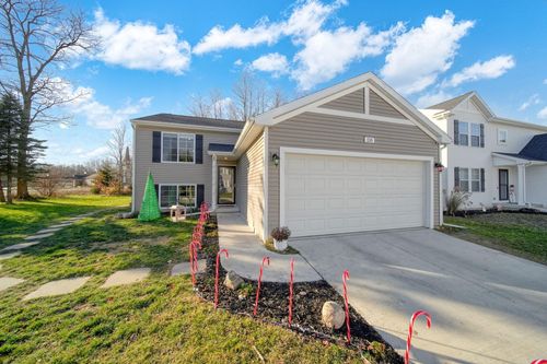 130 Lighthouse Ln, Brooklyn, MI, 49230-8357 | Card Image