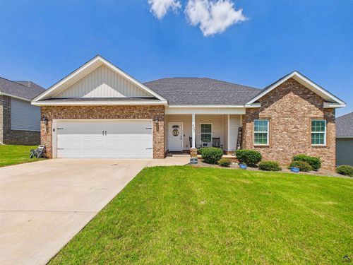 405 Ledford Way, Bonaire, GA, 31005-4941 | Card Image
