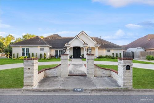 1201 Hibiscus Ave, Mcallen, TX, 78501-3948 | Card Image