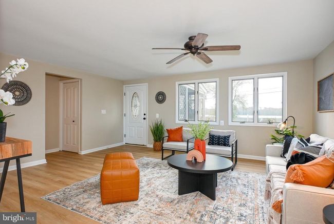 2142 Lake Dr, House other with 3 bedrooms, 2 bathrooms and null parking in PASADENA MD | Image 7