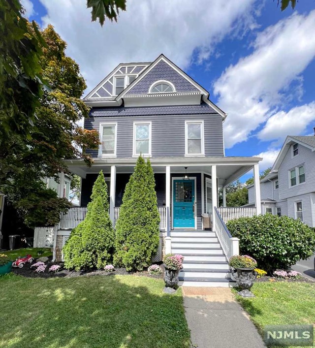 Claremont Ave, Montclair, NJ 07042