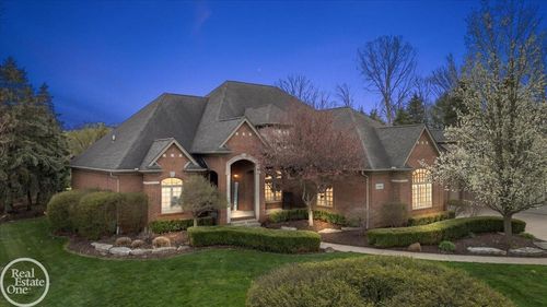 11484 Bayberry Dr, Bruce Twp, MI, 48065-3743 | Card Image