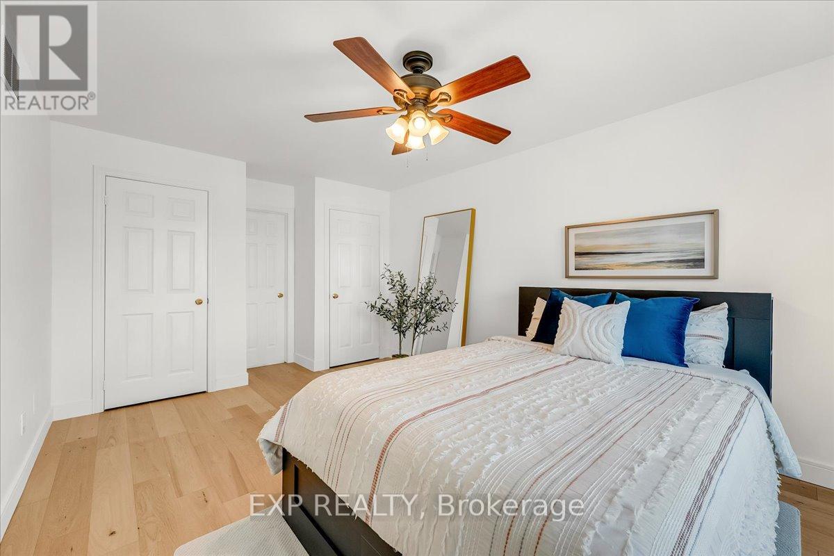 Residential in Barrie (Painswick South) 4