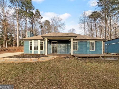 3208 Navajo Cir, Gainesville, GA, 30501-7562 | Card Image