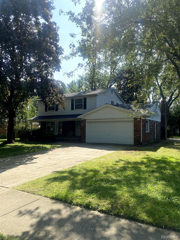 Woodgate Dr, Southfield, MI 48076