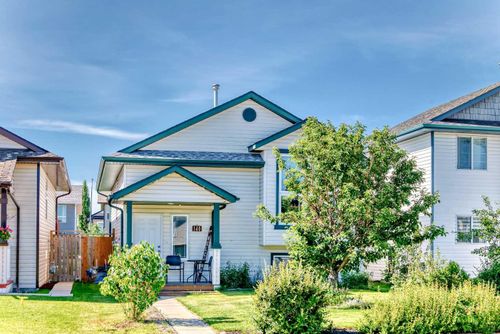 140 Lanterman Close, Red Deer, AB, T4R3N8 | Card Image