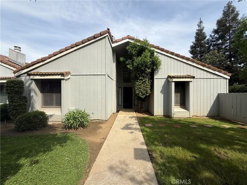 1854 Cougar Ln, Clovis, CA, 93611-2071 | Card Image