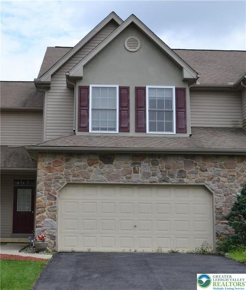 204 S Kathryn St, Palmer Twp, PA, 18045-2667 | Card Image