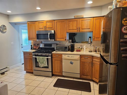 15 Westbridge Dr, Holbrook, NY, 11741-5309 | Card Image