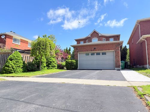 bsmt-5713 Sparkwell Dr, Mississauga, ON, L5R3N8 | Card Image