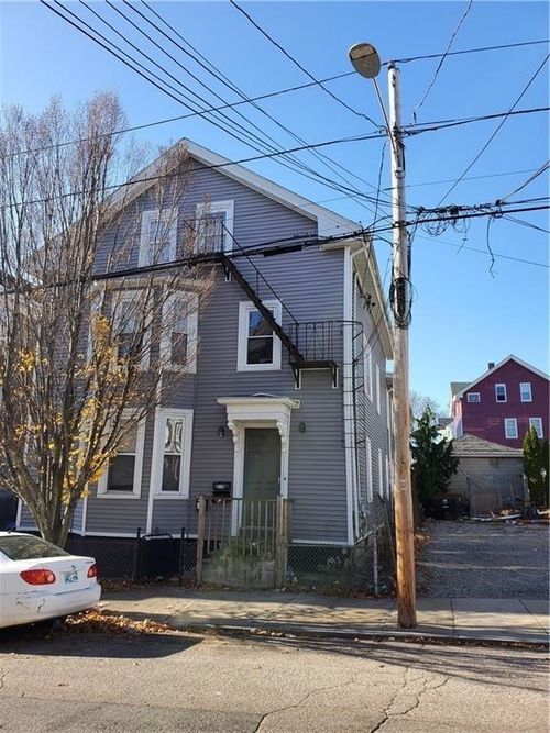 41 Joslin St, Providence, RI, 02909-2535 | Card Image