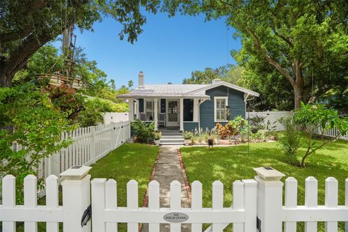 636 Wilkie St, DUNEDIN, FL, 34698-7129 | Card Image