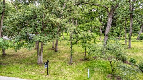 0S351 Wynwood Rd, Winfield, IL, 60190-1496 | Card Image