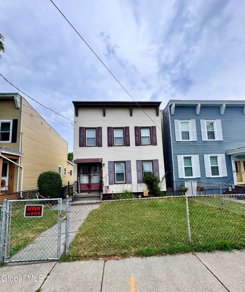 4 Aiken Ave, Rensselaer, NY, 12144-2904 | Card Image