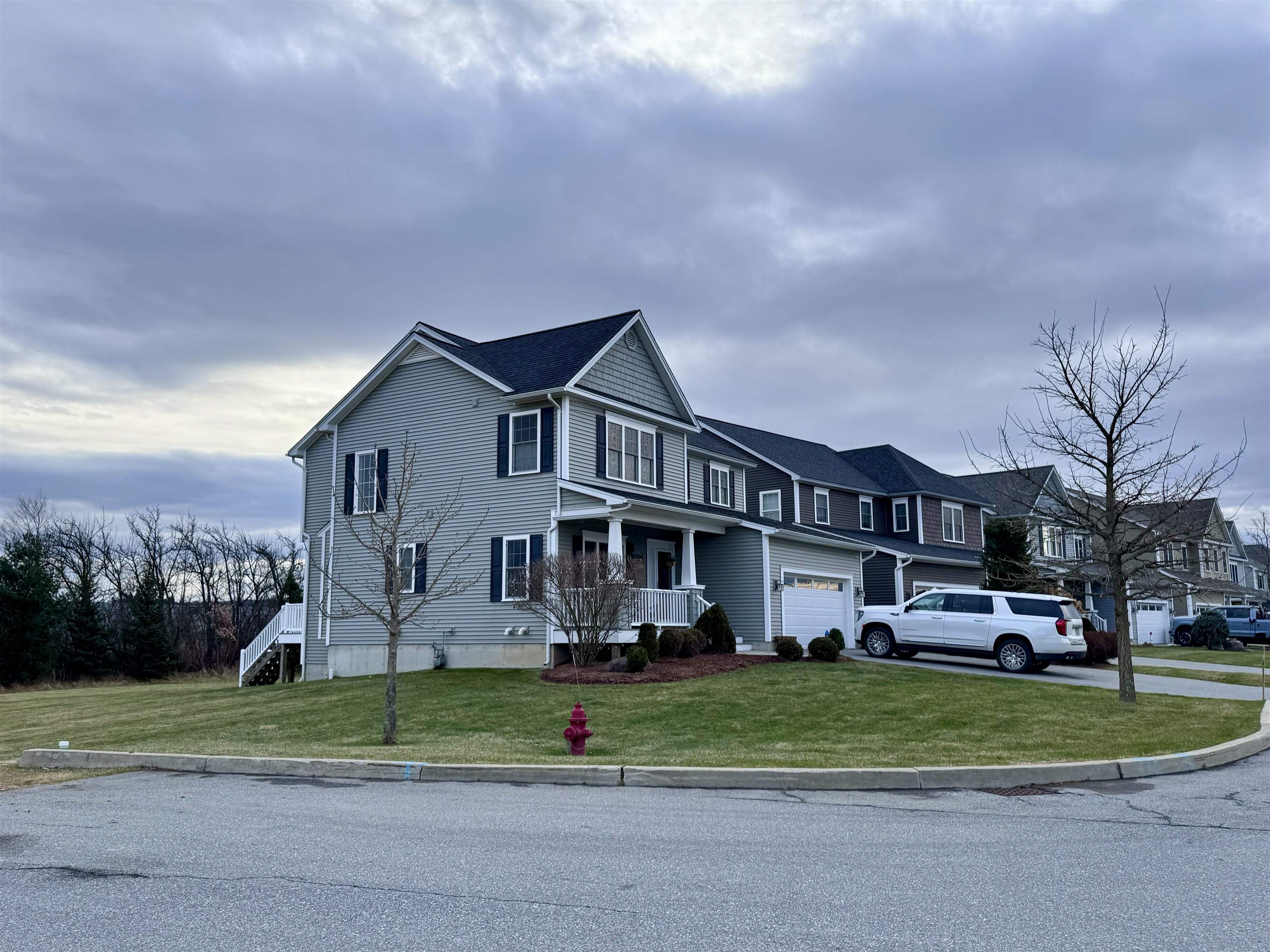 Sommerfield Ave, South Burlington, VT 05403