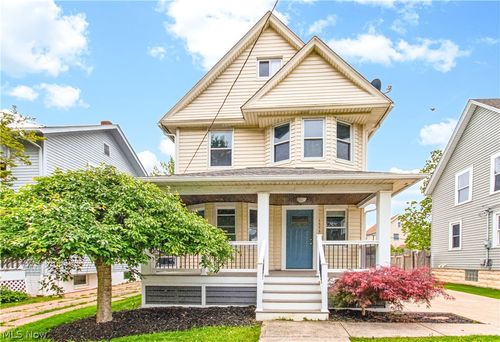 1553 Rockway Ave, Lakewood, OH, 44107-3420 | Card Image