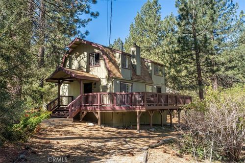 1725 Matterhorn Dr, Pine Mountain Club, CA, 93222-4126 | Card Image